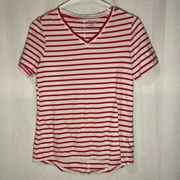 Duluth Trading Co Tops - ♻️Duluth Trading Co women’s tee size xs